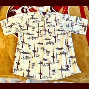 Keller Bay Button Down Shirt (Medium)
